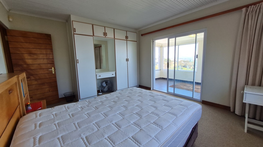 4 Bedroom Property for Sale in Linkside Western Cape